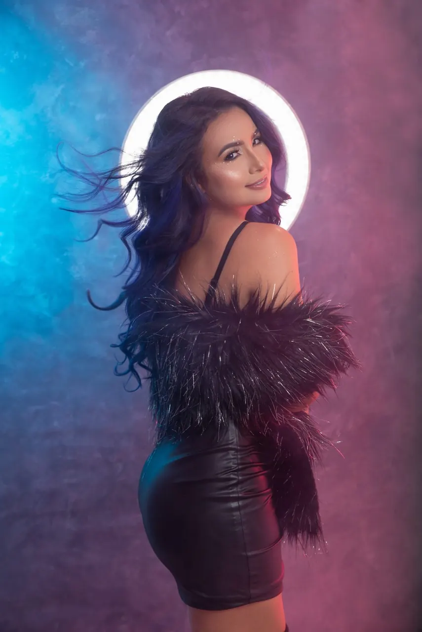 Meli Rox — violinista en vivo en Medellín